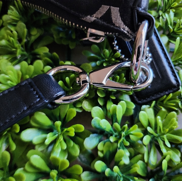 NWOT Coach Kristin Signature Black Crossbody Satchel - Picture 12 of 12